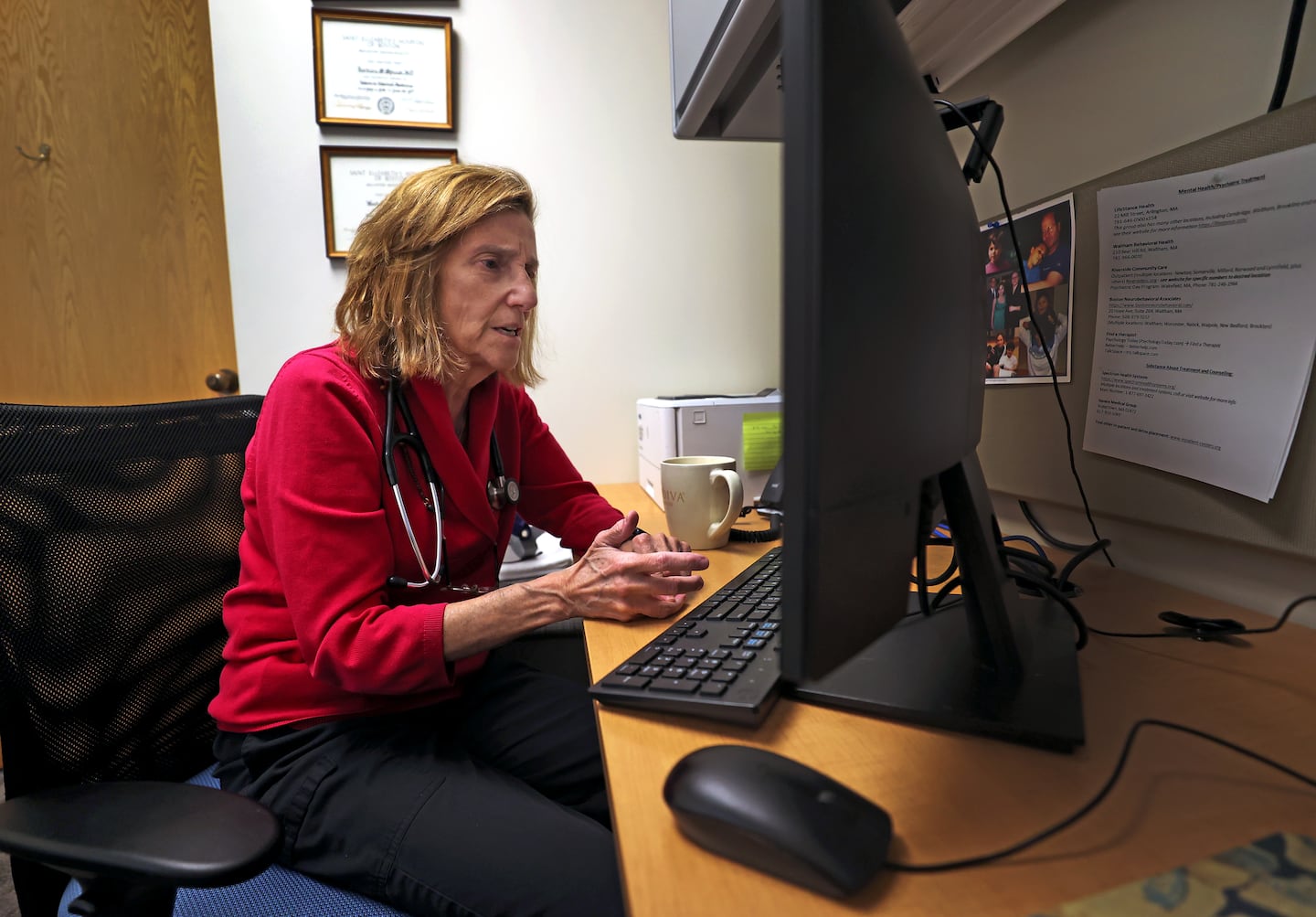 About a third of Mass. voters are unhappy with health care access, new poll shows - The Boston Globe